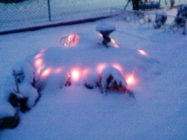 światełka pod śniegiem:)