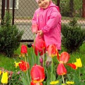 Moja mała  córeczka Weroniczka ogrodniczka :)