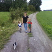 Niedzielny spacerek z bratankami i kotkiem ;o)
