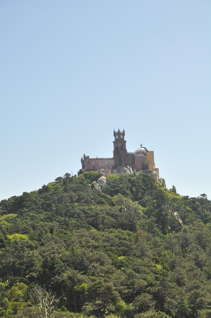 zamek władców Portugali(Sintra)widpk z zamku Maurów