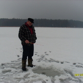 Jezioro Rajgrodzkie zimą.