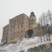 Zamek W Pieskowej Sk