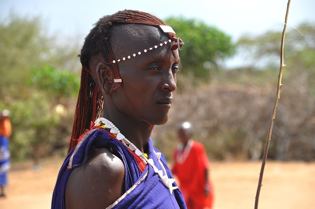 Wódz Masajów...ma 19 żon...choć oficjalnie wolno mu ...tylko dziesięć