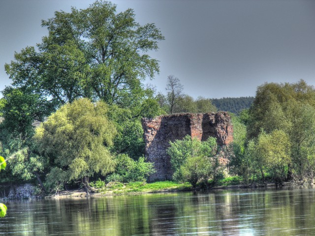 ruiny zamku w Złotorii