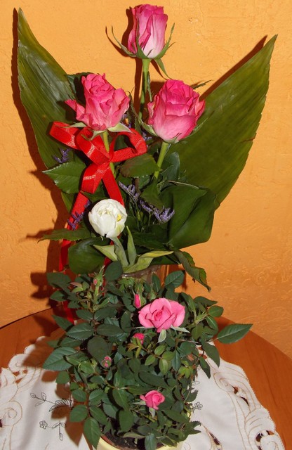 Takie kwiatuszki dostałam od moich dzieci a okazji dnia Matki :)