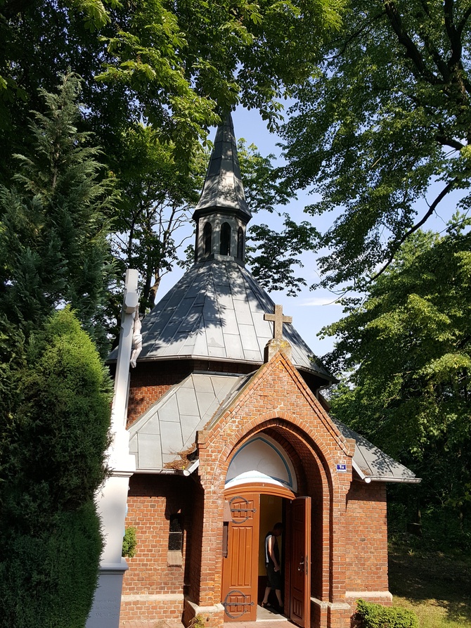 Kapliczka w Pietrowicach