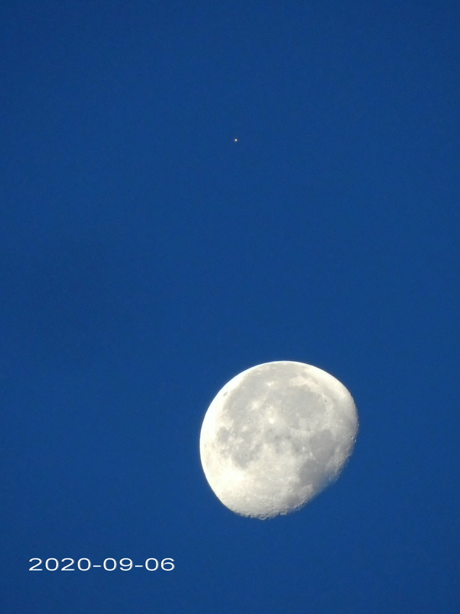 Księżyc i Mars